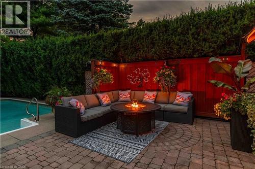 138 Judith Crescent, Ancaster, ON - Outdoor