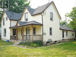 389 GLENDALE AVENUE St. Catharines (Secord Woods), ON L2T 1C3