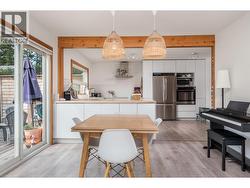 Open plan living - 