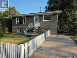 1422 Crawford AVENUE Swift Current, SK S9H 1E9