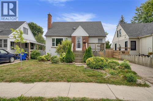 12 Mckinnon Drive, Chatham, ON - Outdoor