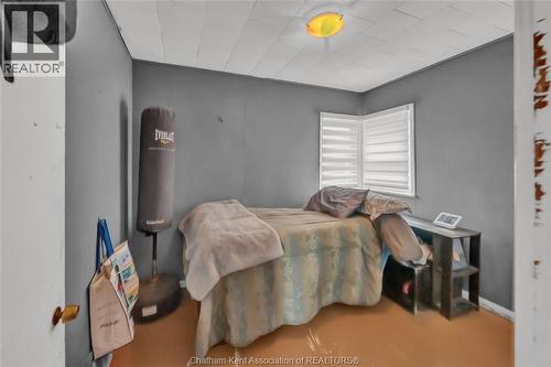 12 Mckinnon Drive, Chatham, ON - Indoor Photo Showing Bedroom