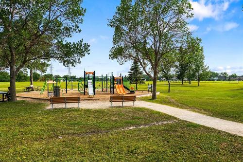 64 Simkin Drive, Winnipeg, MB - Outdoor