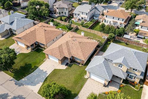 64 Simkin Drive, Winnipeg, MB - Outdoor