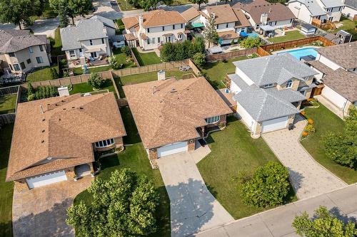 64 Simkin Drive, Winnipeg, MB - Outdoor