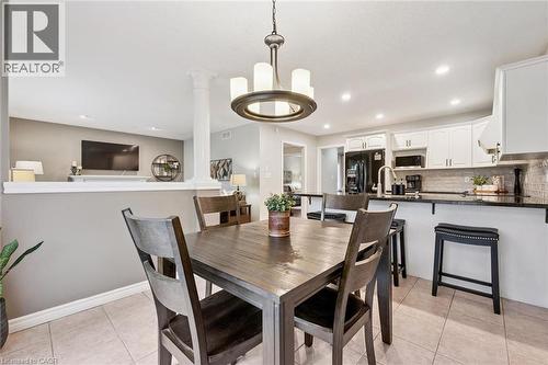 17 Carroll Crescent, Guelph, ON - Indoor Photo Showing Dining Room