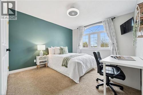 17 Carroll Crescent, Guelph, ON - Indoor Photo Showing Bedroom