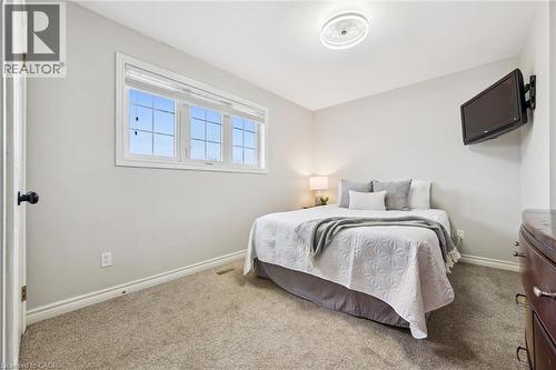 17 Carroll Crescent, Guelph, ON - Indoor Photo Showing Bedroom