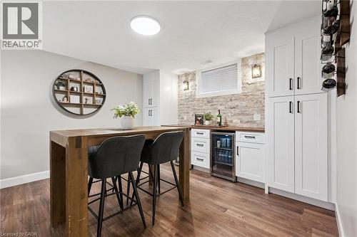 17 Carroll Crescent, Guelph, ON - Indoor