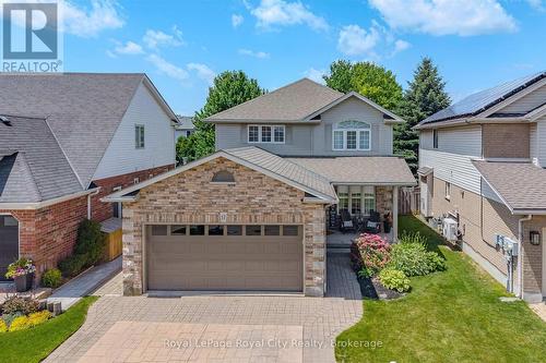 17 CARROLL CRESCENT  Guelph (Clairfields/Hanlon Business Park), ON N1G 5B7