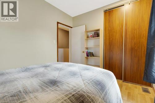 456 Margaret Street, Cambridge, ON - Indoor Photo Showing Bedroom