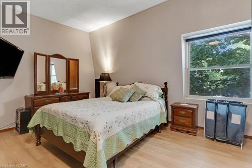 456 Margaret Street, Cambridge, ON - Indoor Photo Showing Bedroom