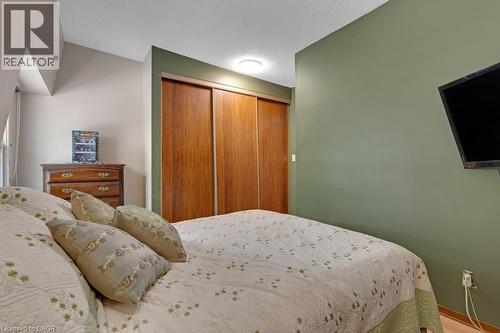 456 Margaret Street, Cambridge, ON - Indoor Photo Showing Bedroom