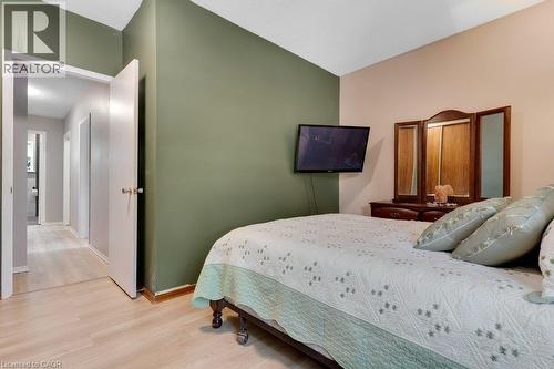 456 Margaret Street, Cambridge, ON - Indoor Photo Showing Bedroom