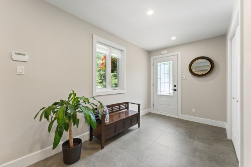 Mud Room - 145 Ch. Léger, Brigham, QC - Indoor Photo Showing Other Room