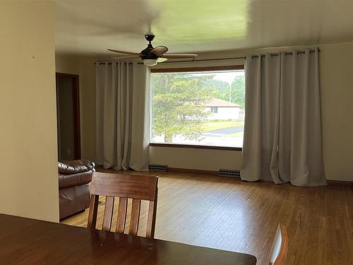 15 Sund Crescent, Marathon, ON - Indoor Photo Showing Other Room