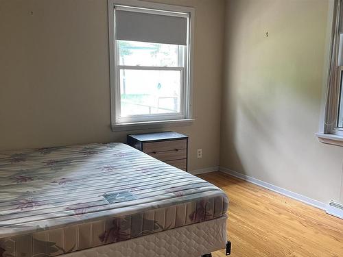 15 Sund Crescent, Marathon, ON - Indoor Photo Showing Bedroom