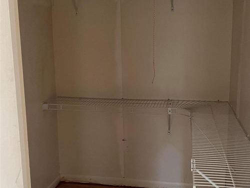 15 Sund Crescent, Marathon, ON - Indoor With Storage
