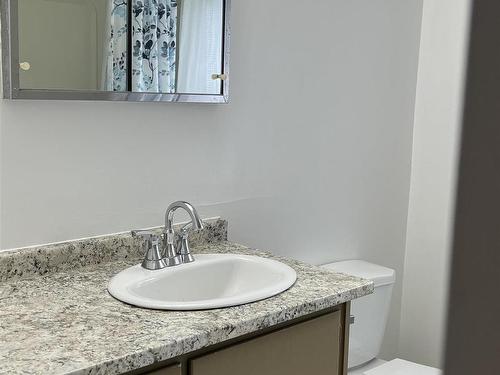 15 Sund Crescent, Marathon, ON - Indoor Photo Showing Bathroom