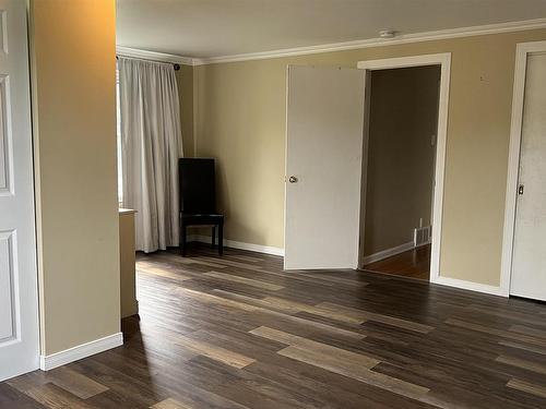 15 Sund Crescent, Marathon, ON - Indoor Photo Showing Other Room