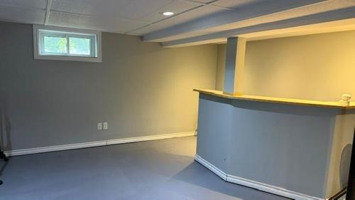 700 W Francis St West, Thunder Bay, ON - Indoor