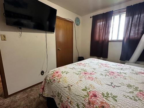 579 Simon Fraser Drive, Thunder Bay, ON - Indoor Photo Showing Bedroom