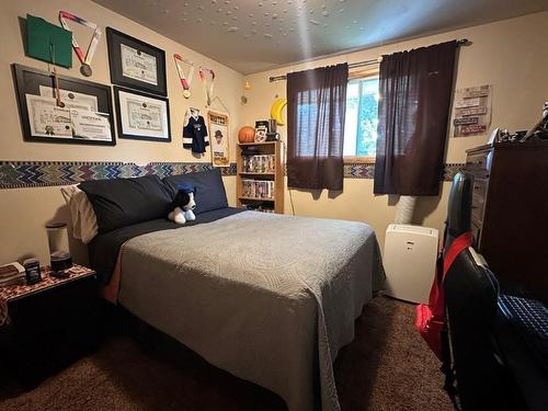 579 Simon Fraser Drive, Thunder Bay, ON - Indoor Photo Showing Bedroom