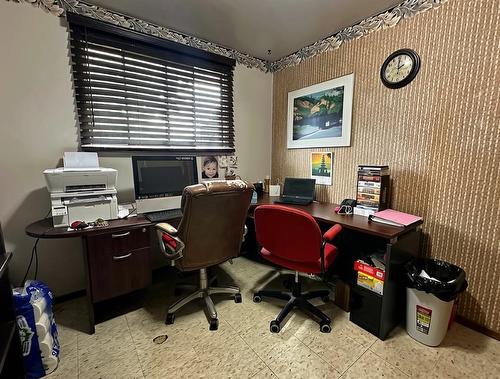 579 Simon Fraser Drive, Thunder Bay, ON - Indoor Photo Showing Office