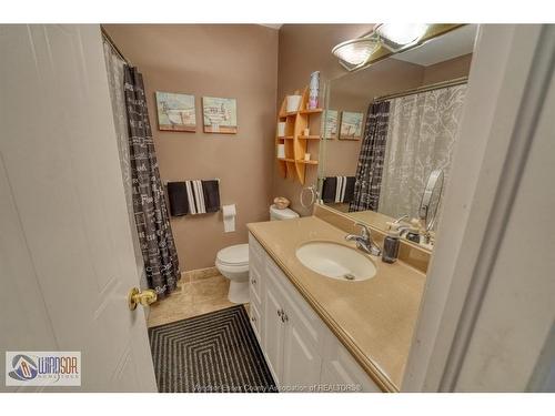 1277 Cardinal Crescent, Tecumseh, ON - Indoor Photo Showing Bathroom