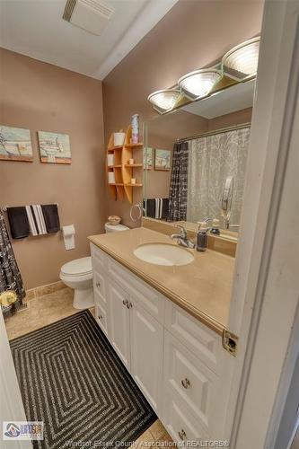 1277 Cardinal Crescent, Tecumseh, ON - Indoor Photo Showing Bathroom