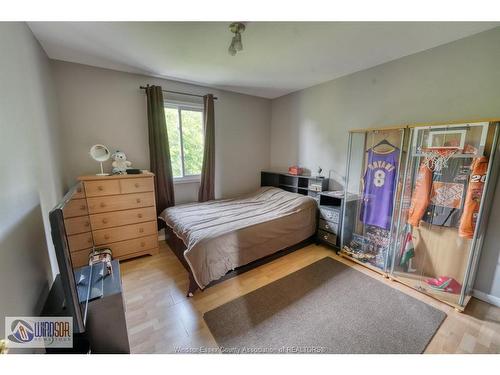 1277 Cardinal Crescent, Tecumseh, ON - Indoor Photo Showing Bedroom