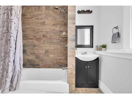 1341 Mckay, Windsor, ON 