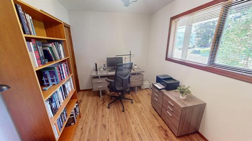1312 18Th Street, Cranbrook, BC - Indoor Photo Showing Office
