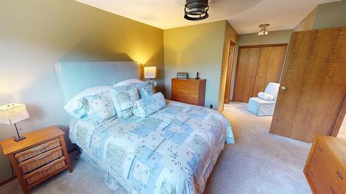 1312 18Th Street, Cranbrook, BC - Indoor Photo Showing Bedroom