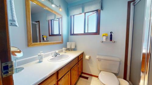 1312 18Th Street, Cranbrook, BC - Indoor Photo Showing Bathroom