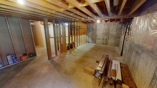 1312 18Th Street, Cranbrook, BC - Indoor Photo Showing Basement