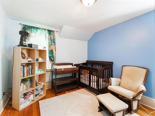 529 Sherburn St, Winnipeg, MB - Indoor Photo Showing Bedroom