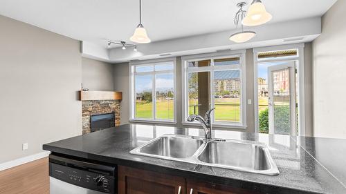 212-3533 Carrington Road, West Kelowna, BC - Indoor Photo Showing Kitchen With Double Sink