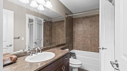 212-3533 Carrington Road, West Kelowna, BC - Indoor Photo Showing Bathroom