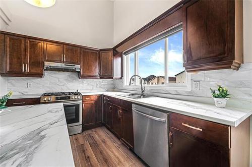 178 Mosselle Dr, Winnipeg, MB 