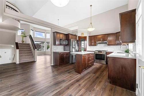178 Mosselle Dr, Winnipeg, MB 