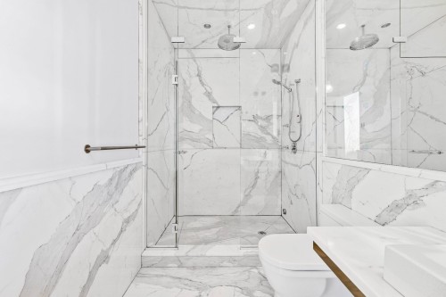 Master Bathroom - 901-801 Rue De La Commune E., Montréal (Ville-Marie), QC - Indoor Photo Showing Bathroom