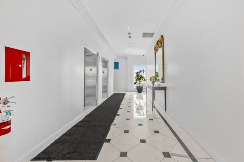 Passageway - 901-801 Rue De La Commune E., Montréal (Ville-Marie), QC - Indoor Photo Showing Other Room