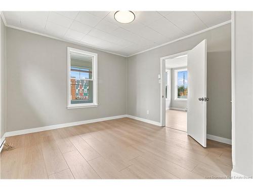 178 Westmorland St, Fredericton, NB - Indoor Photo Showing Other Room