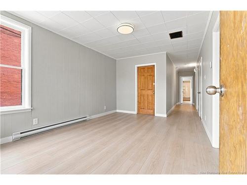 178 Westmorland St, Fredericton, NB - Indoor Photo Showing Other Room