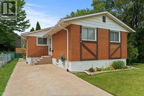3414 HARRIS STREET  Windsor, ON N9C 1N5
