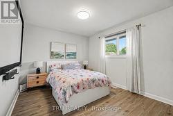 Primary Bedroom - 