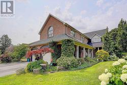 84 LONGWATER CHASE  Markham, ON L3R 4A8