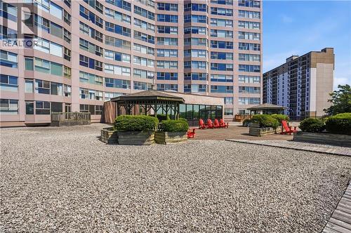 7 Gale Crescent Unit# B3, St. Catharines, ON - Outdoor With Facade