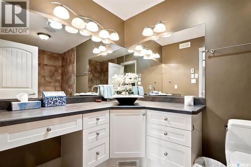506 Vincent Crescent, Saskatoon, SK - Indoor Photo Showing Bathroom